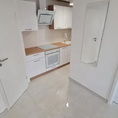 Apartsense Apartment Koper